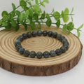 Bracelet en Labradorite noire Naturelle (Grade A) — Bouclier Énergétique, Intuition & Reflets Mystiques