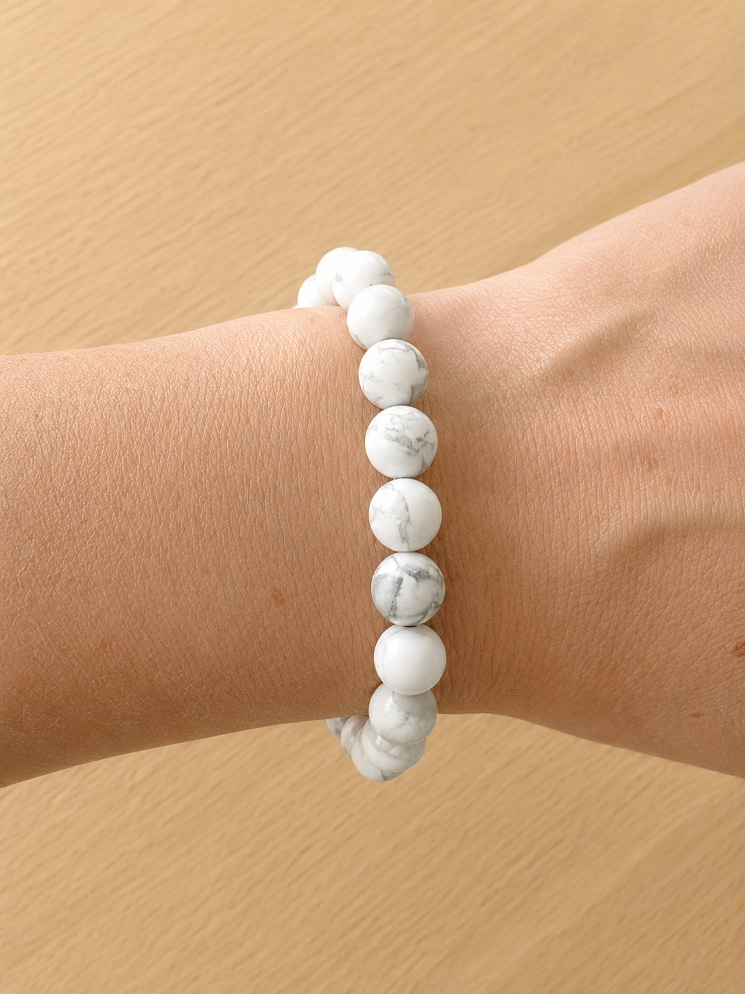 Bracelet en Howlite Blanche Naturelle (Grade A) — Paix Mentale, Clarté & Lâcher-prise