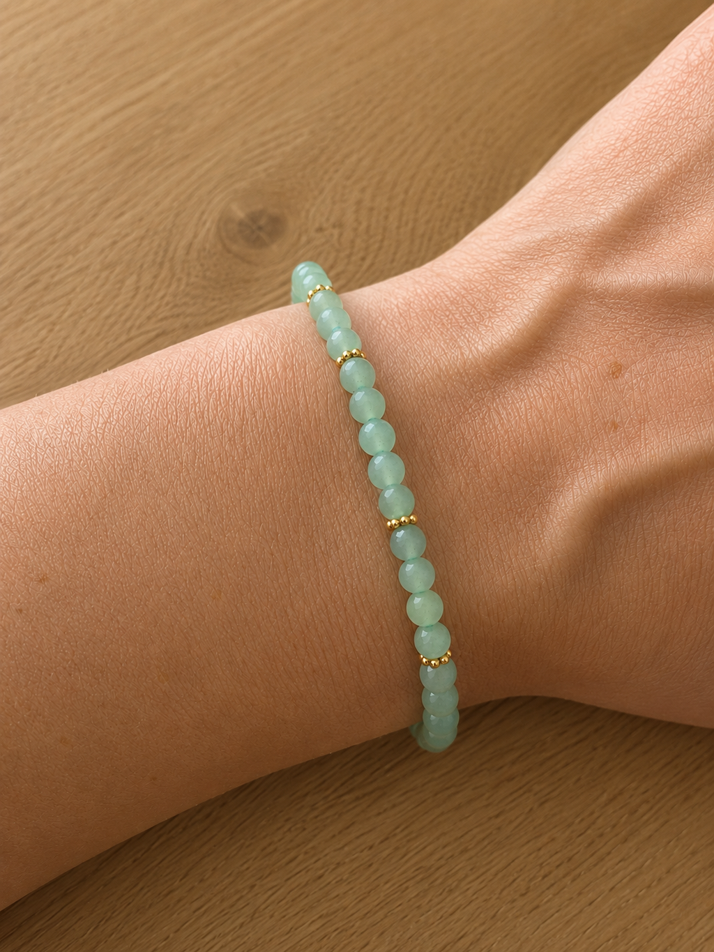 Bracelet Doré en Aventurine Verte – Perles 4 mm – Grade A